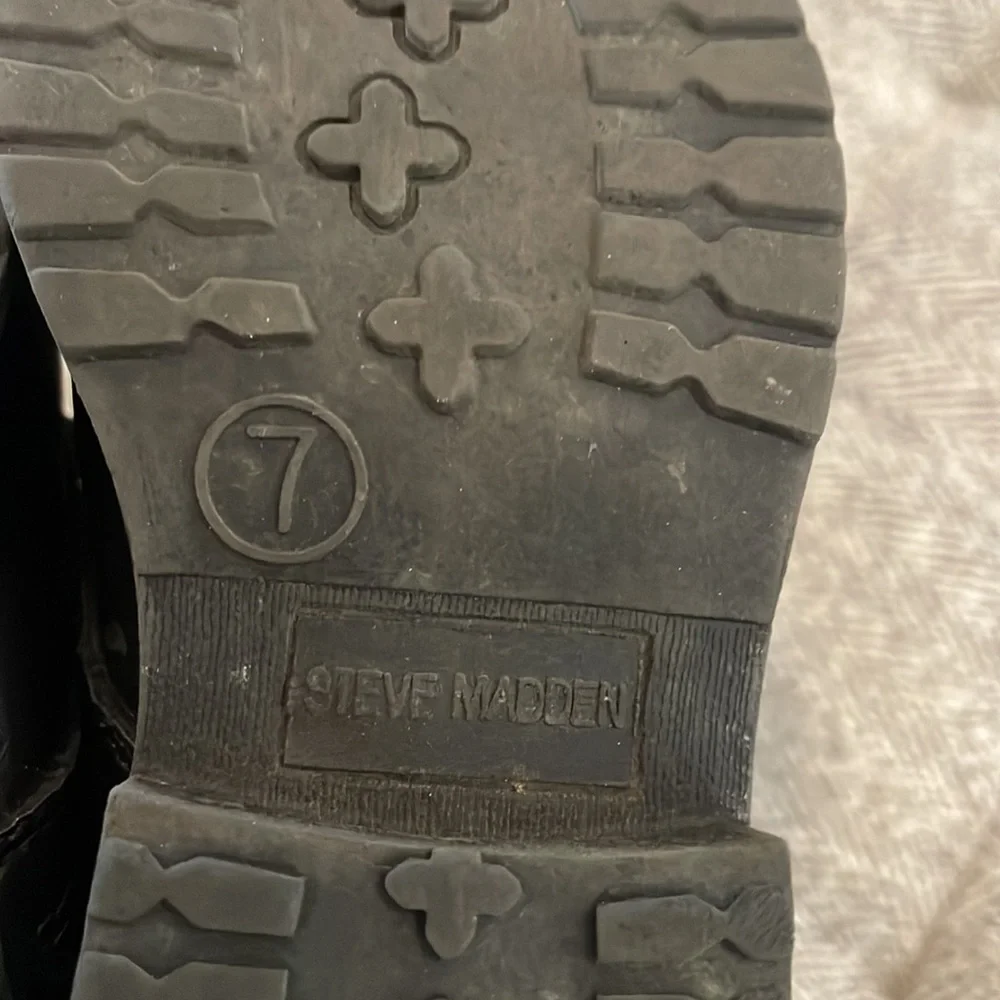 Steve Madden boots size 7